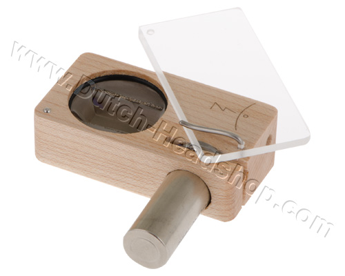 Magic-Flight Launch Box portable vaporizer